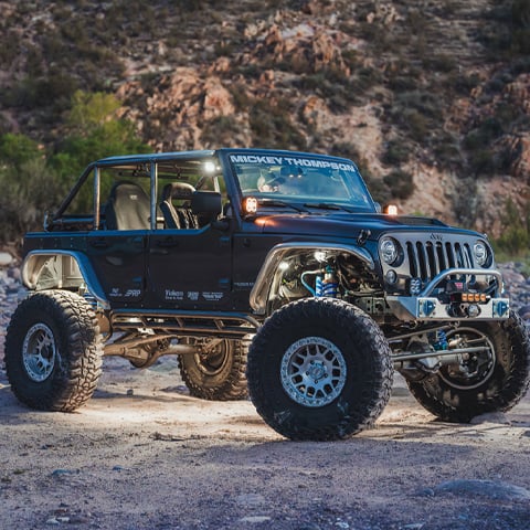 Cherokee XJ desert runner lighting setup